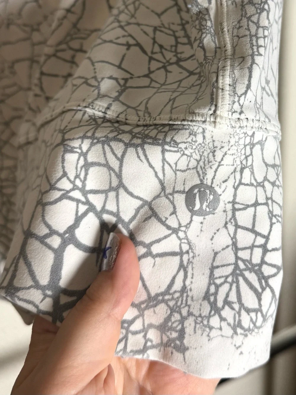 Lululemon Power Pivot Tank Thread Dye Crackle Print
